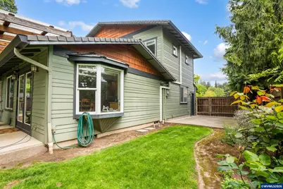 2266 Ironwood St, Eugene, OR 97401 - Photo 15