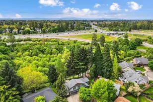 2266 Ironwood St, Eugene, OR 97401 - Photo 5