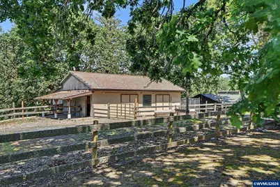 10725 Oak Dr SE, Salem, OR 97306 - Photo 39
