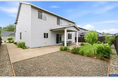 860 Maple St, Brownsville, OR 97327 - Photo 31