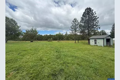 34296 Bond Rd, Lebanon, OR 97355 - Photo 13