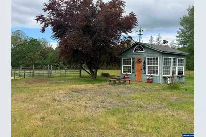 34296 Bond Rd, Lebanon, OR 97355 - Photo 9