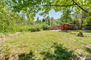 425 SE Alexander Ave, Corvallis, OR 97333 - Photo 31