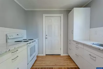 425 SE Alexander Av, Corvallis, OR 97333 - Photo 13