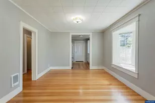 425 SE Alexander Ave, Corvallis, OR 97333 - Photo 11