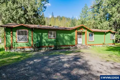 42927 Island Inn Dr, Lebanon, OR 97355 - Photo 7