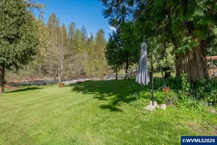 42927 Island Inn Dr, Lebanon, OR 97355 - Photo 35