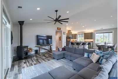 310 Detroit Rd S, Detroit, OR 97342 - Photo 23