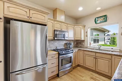 410 NW Byers Ln, Dallas, OR 97338 - Photo 1