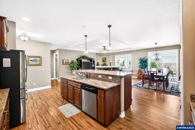 2877 Islander Av NW, Salem, OR 97304 - Photo 9