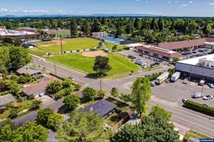 1100 NW 19th St, Corvallis, OR 97330 - Photo 47