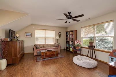 1450 NE Kerry Ct, McMinnville, OR 97128 - Photo 15