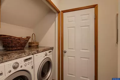 1450 NE Kerry Ct, McMinnville, OR 97128 - Photo 13