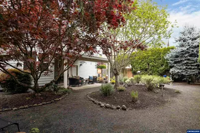 1450 NE Kerry Ct, McMinnville, OR 97128 - Photo 31