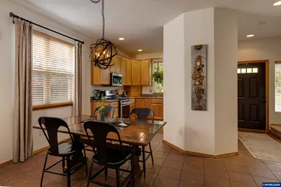1450 NE Kerry Ct, McMinnville, OR 97128 - Photo 5