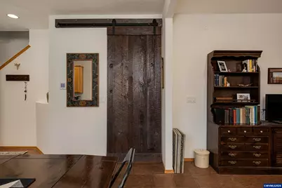 1450 NE Kerry Ct, McMinnville, OR 97128 - Photo 9