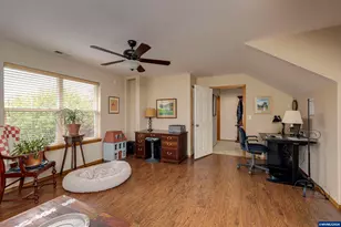1450 NE Kerry Ct, McMinnville, OR 97128 - Photo 17