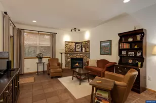 1450 NE Kerry Ct, McMinnville, OR 97128 - Photo 7