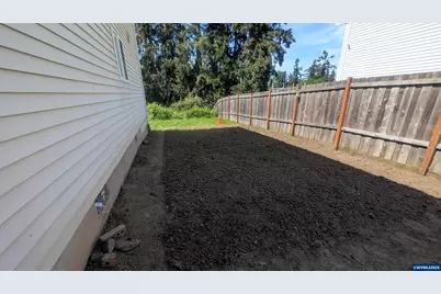 2143-2145 Dorsey Dr, Hubbard, OR 97032 - Photo 21