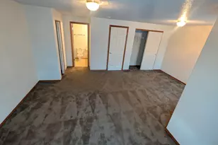 2143-2145 Dorsey Dr, Hubbard, OR 97032 - Photo 11