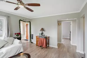 836 Eldin Ave SE, Salem, OR 97317 - Photo 5