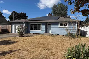 1285 30th Ave NE, Salem, OR 97301 - Photo 1