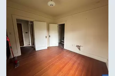 240 SE Davis St, McMinnville, OR 97128 - Photo 21
