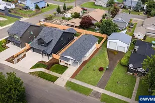 411 S 1st St, Silverton, OR 97381 - Photo 3