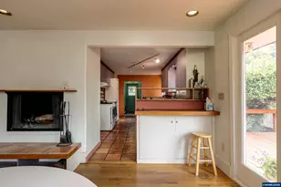 540 NW 9th St, McMinnville, OR 97128 - Photo 7