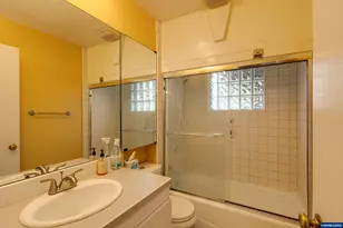 540 NW 9th St, McMinnville, OR 97128 - Photo 15
