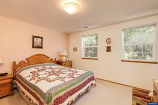 515 SE Palmer Ln, Dayton, OR 97114 - Photo 15