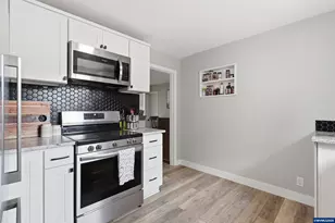 360 Wilson St S, Salem, OR 97302 - Photo 29