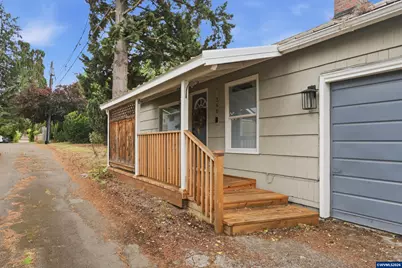 360 Wilson St S, Salem, OR 97302 - Photo 7