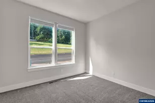2005 Davis Rd S, Salem, OR 97306 - Photo 29