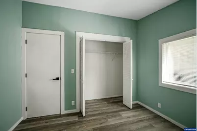 334 SE Hazel St, Mill City, OR 97360 - Photo 27