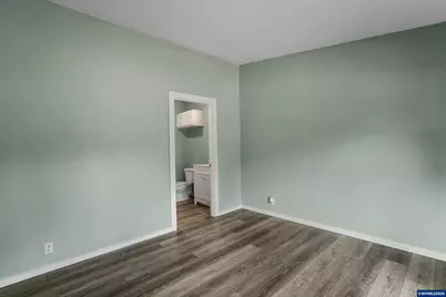 334 SE Hazel St, Mill City, OR 97360 - Photo 21