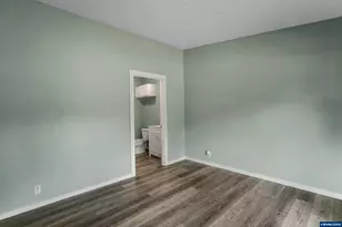 334 SE Hazel St, Mill City, OR 97360 - Photo 21