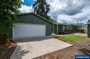 1017 N 2nd St, Jefferson, OR 97352 - Photo 5