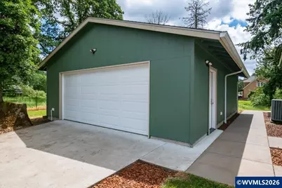 1017 N 2nd St, Jefferson, OR 97352 - Photo 37