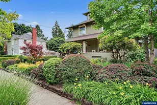 1496 Court St NE, Salem, OR 97301 - Photo 3
