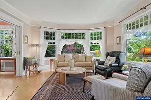 1496 Court St NE, Salem, OR 97301 - Photo 9