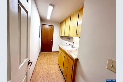 1552 Umpqua Rd, Woodburn, OR 97071 - Photo 17