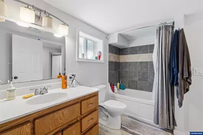 837 NW 10th St, Corvallis, OR 97330 - Photo 21