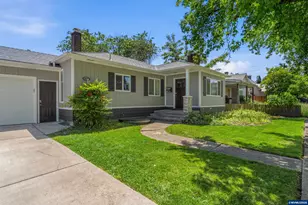 837 NW 10th St, Corvallis, OR 97330 - Photo 1