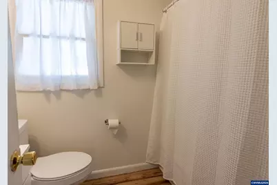 270 Gwinn St W, Monmouth, OR 97361 - Photo 19
