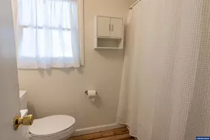 270 Gwinn St W, Monmouth, OR 97361 - Photo 19