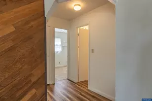 270 Gwinn St W, Monmouth, OR 97361 - Photo 7