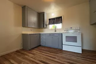 270 Gwinn St W, Monmouth, OR 97361 - Photo 5