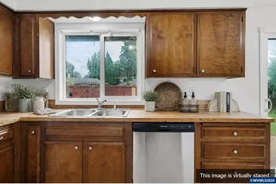 4681 Buckskin Ct NE, Salem, OR 97305 - Photo 7