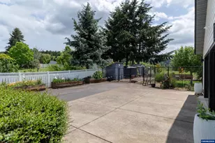 36292 Hillside Ln, Lebanon, OR 97355 - Photo 43